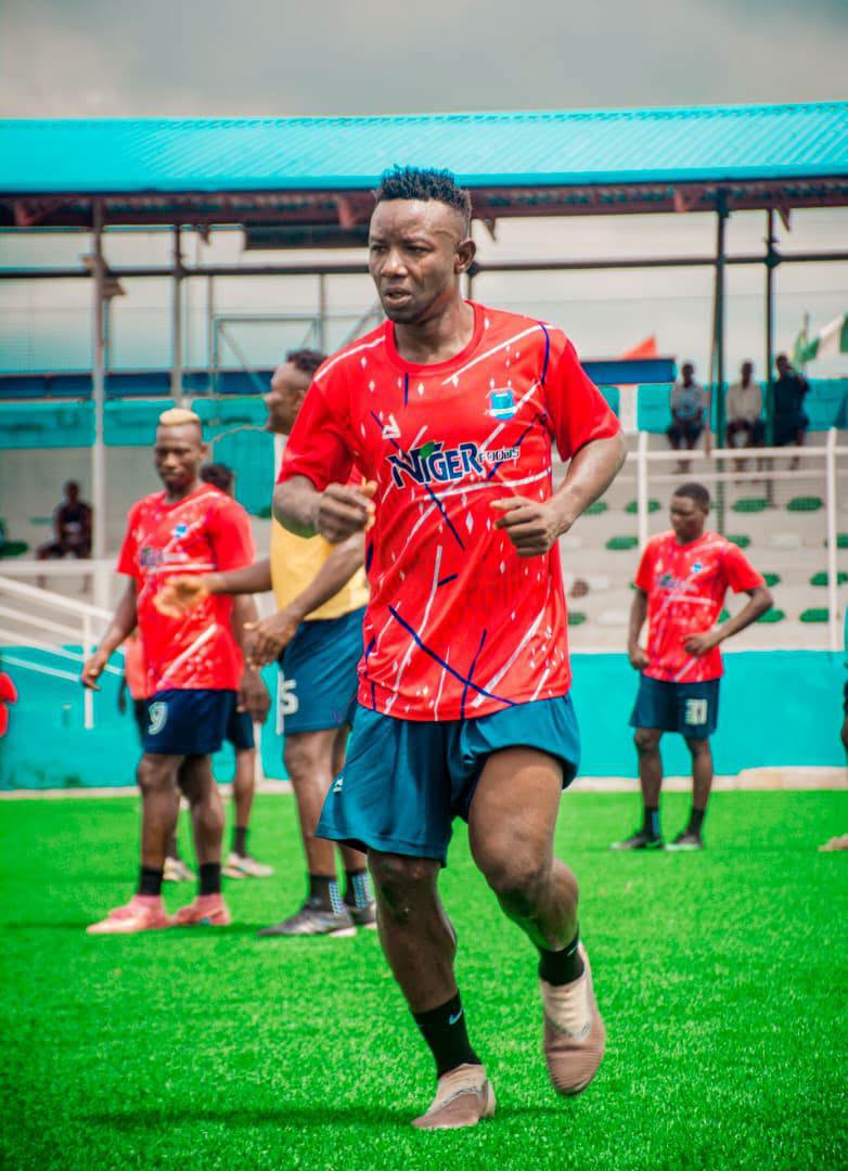 Niger Tornadoes players during a club football session